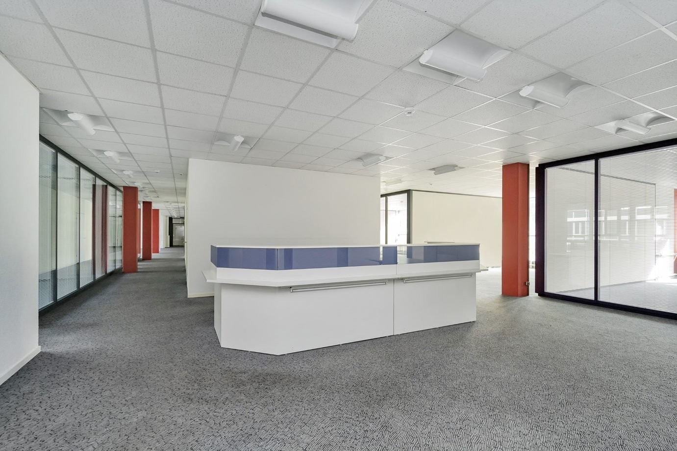 830m² ufficio, foto 5 di 10