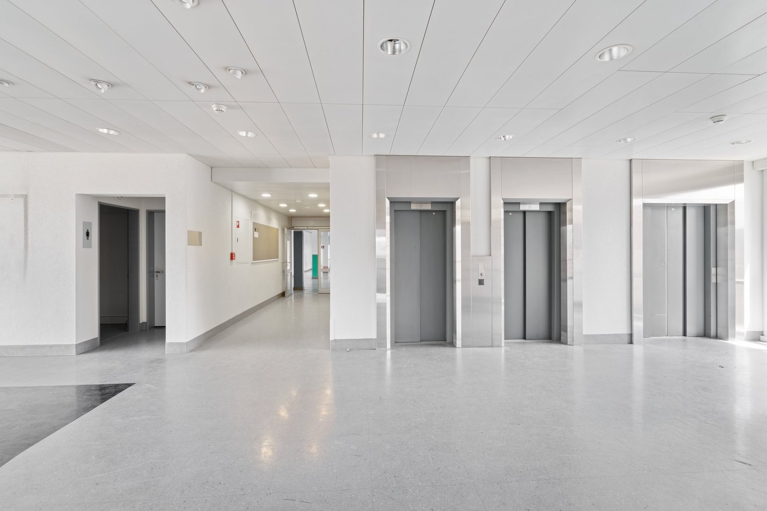 950m² ufficio