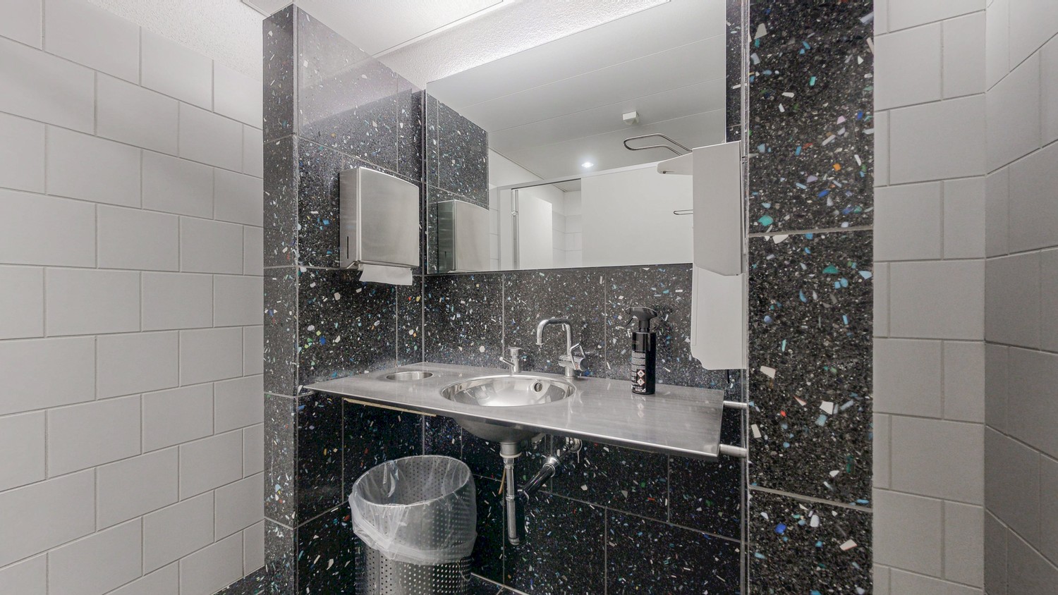 456m² ufficio