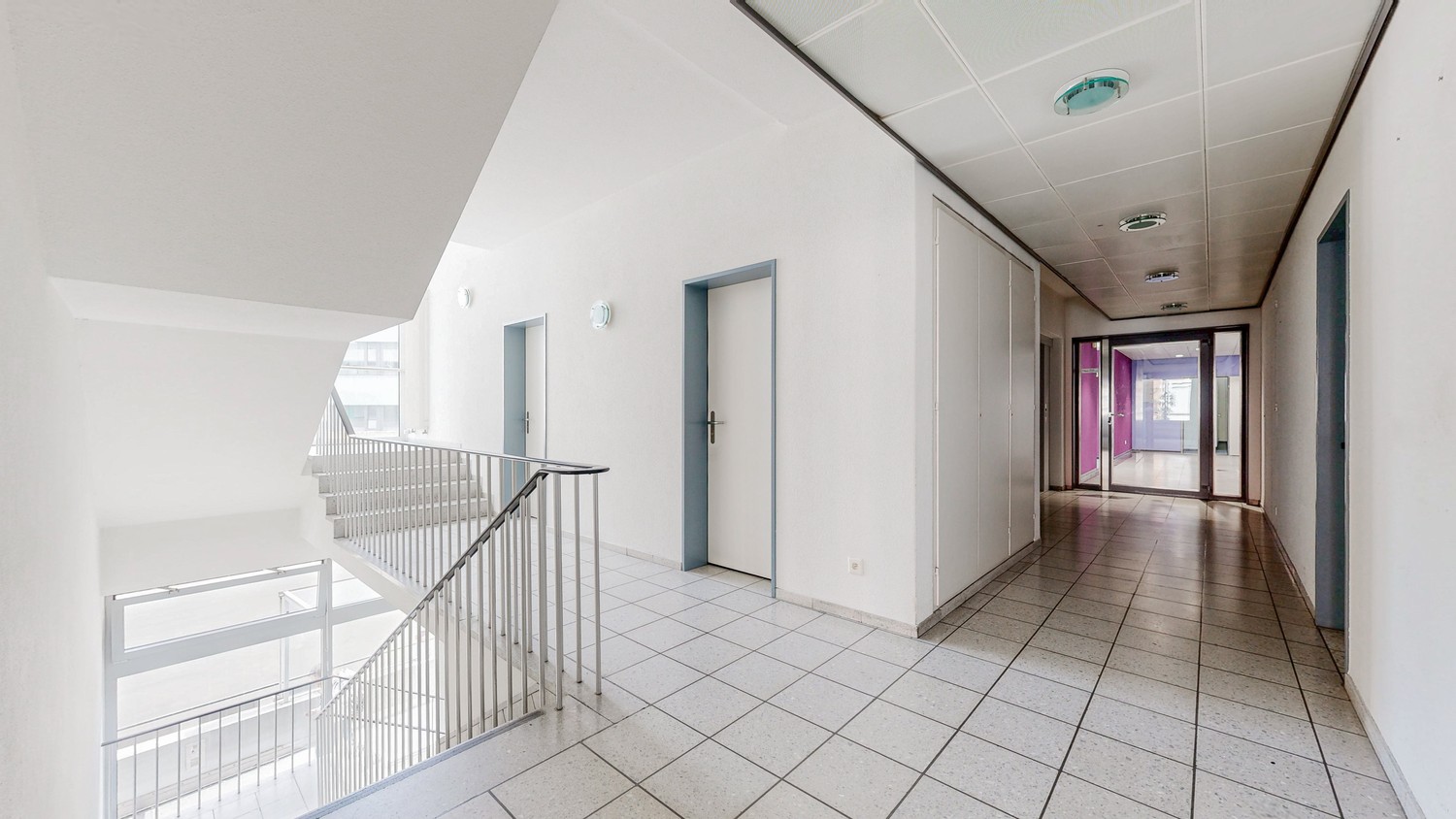 456m² ufficio