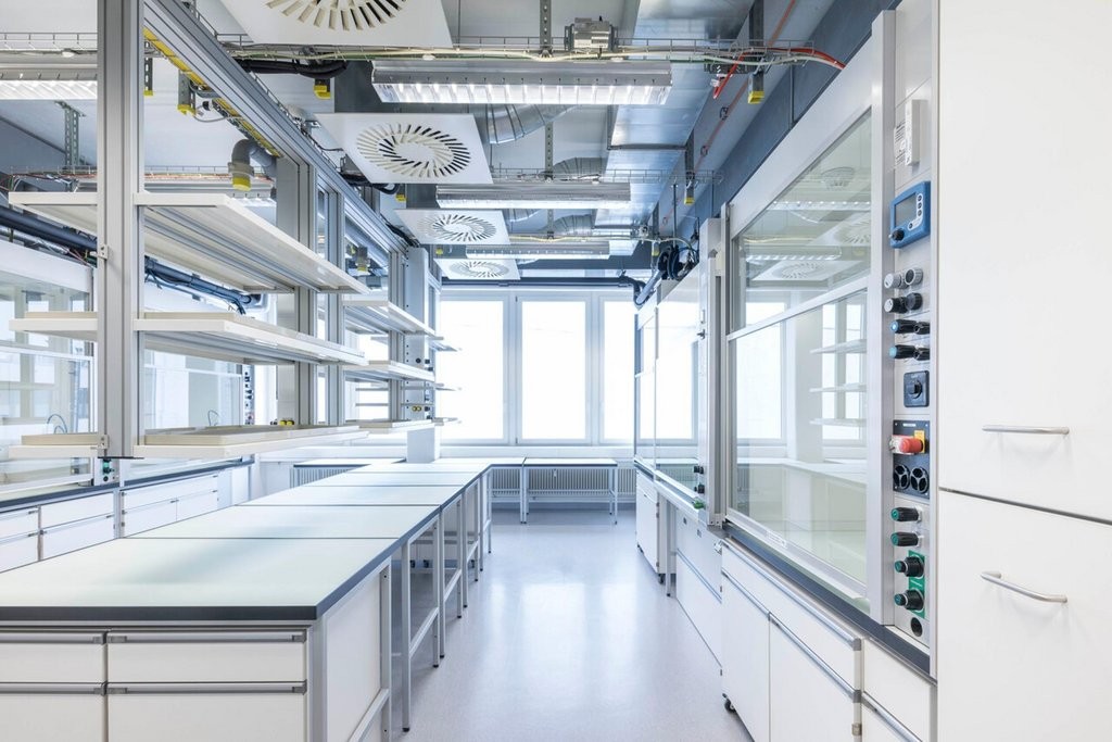 laboratorio di 149m²