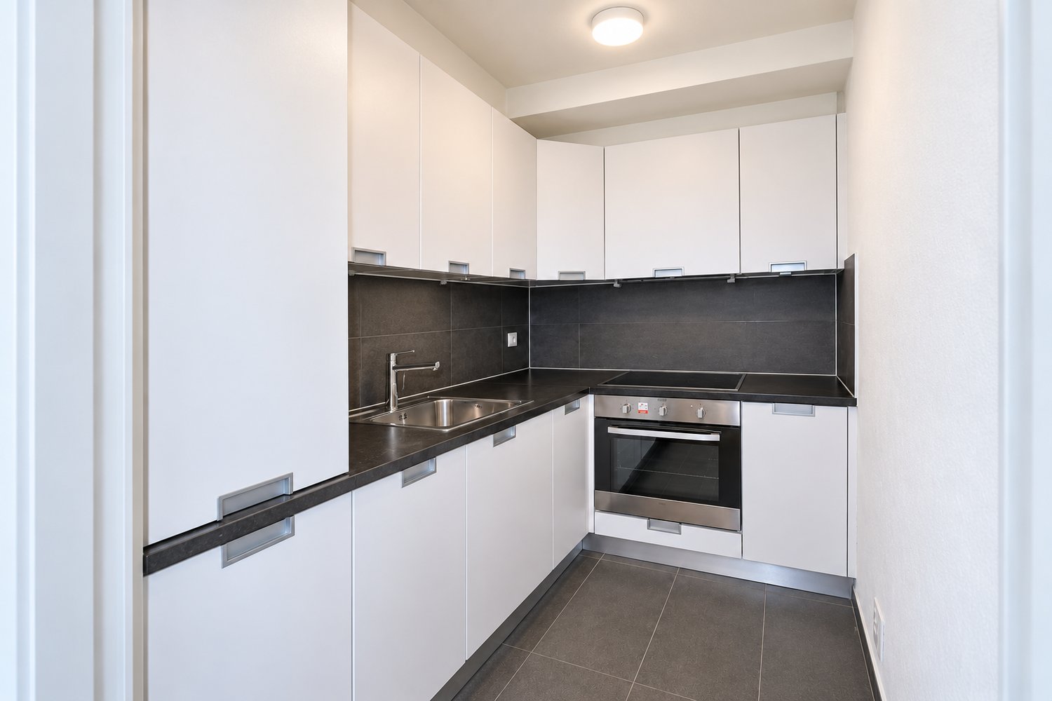 Appartamento di 2 ½ locali, foto 1 di 5