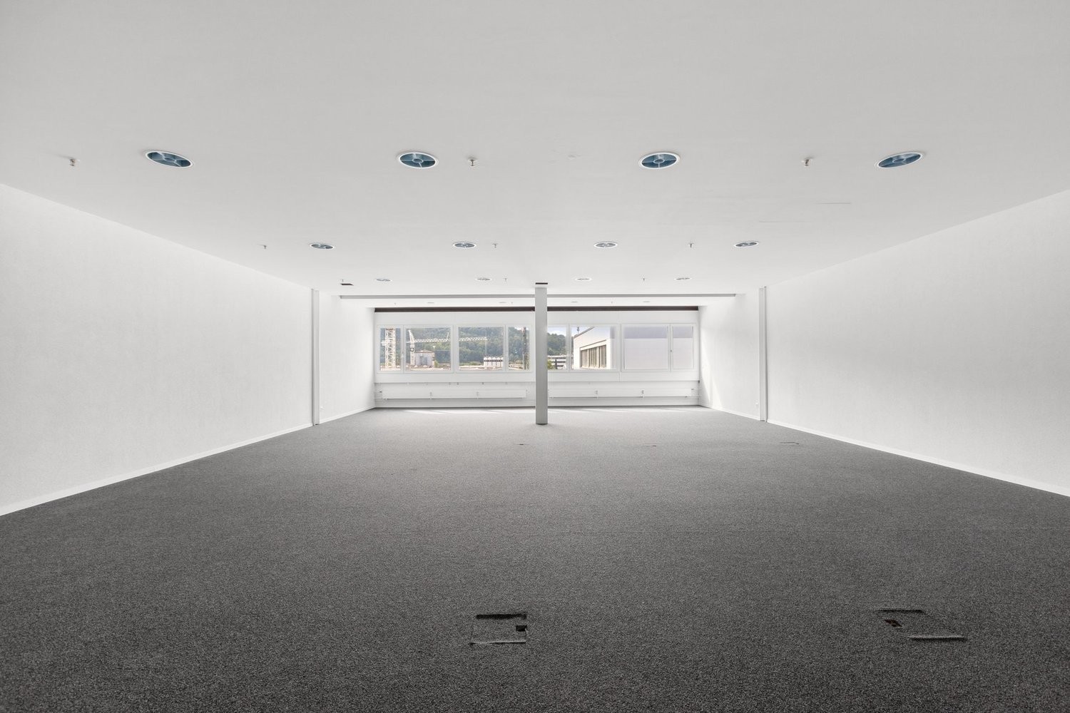 134m² bureau
