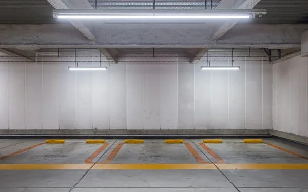 Posto auto interrato