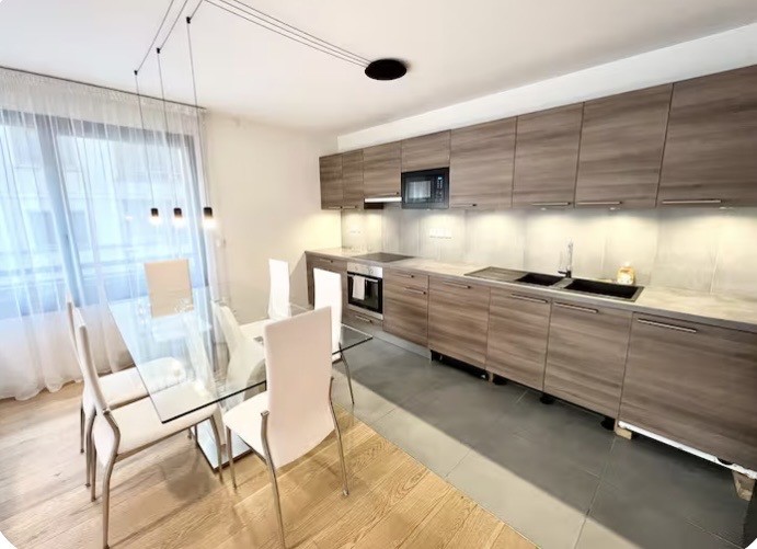 Appartamento di 5 locali, foto 8 di 8