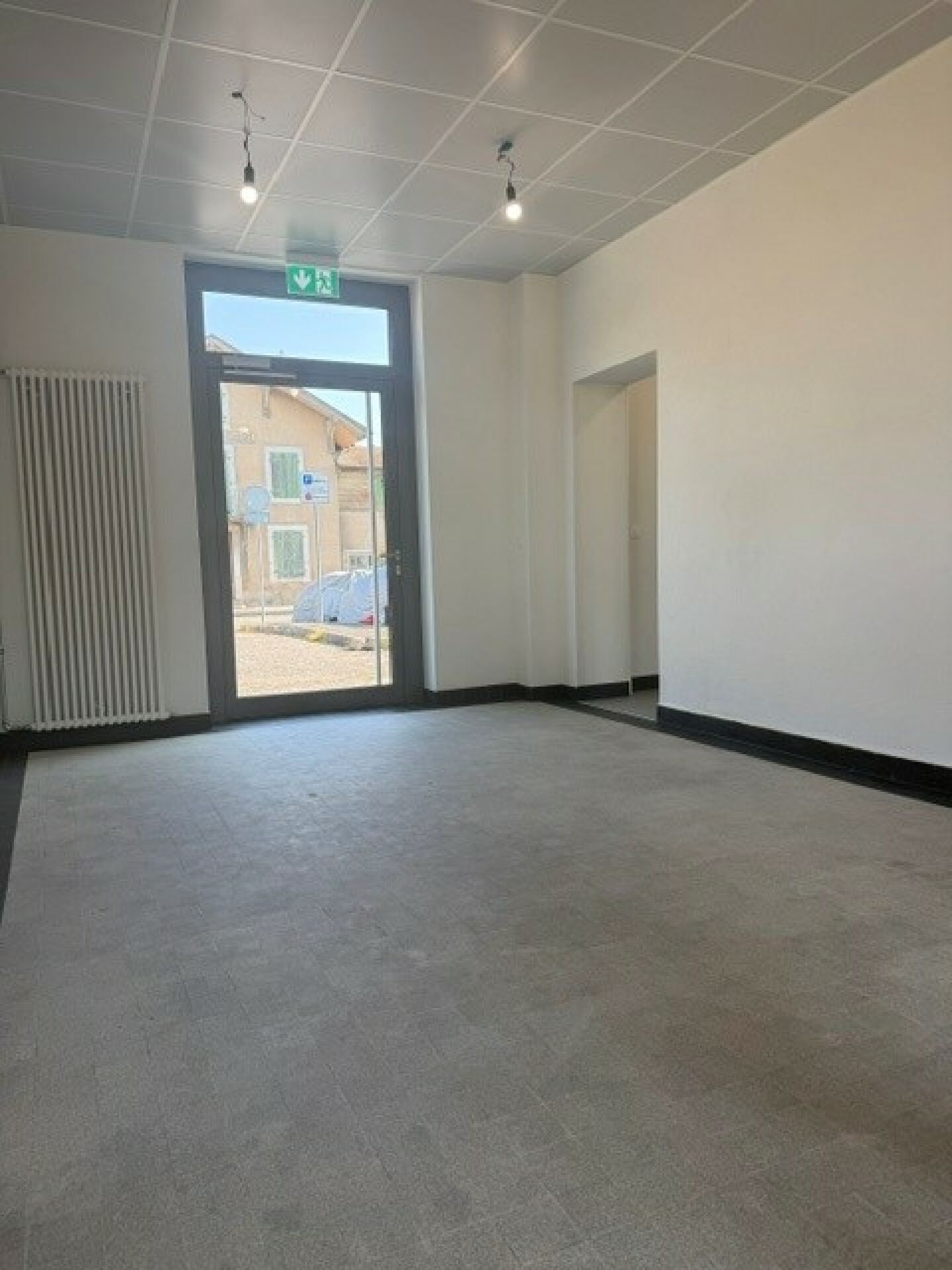 110m² commerciale