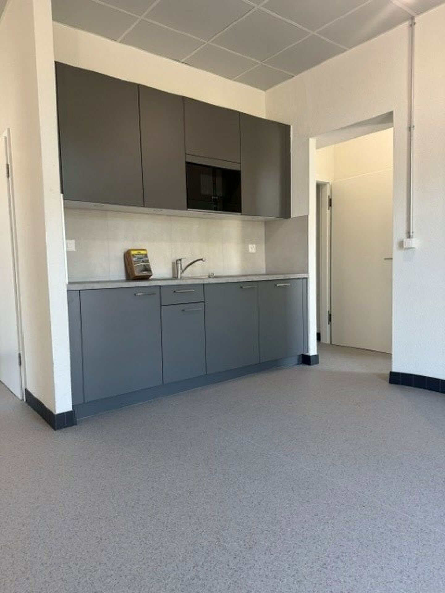 110m² commerciale