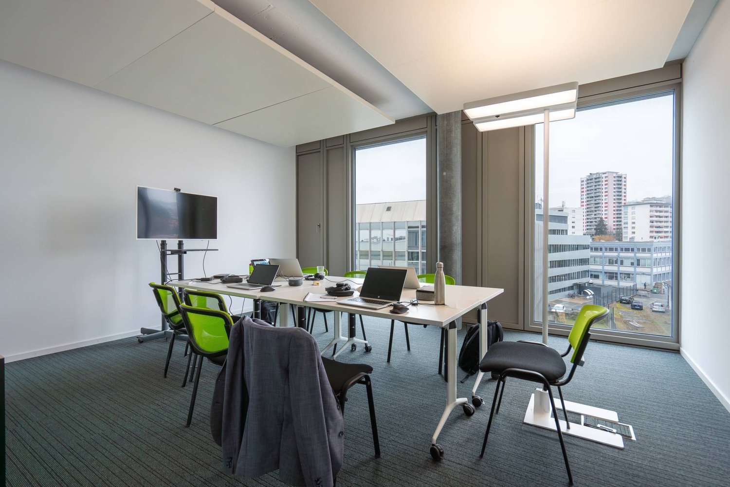 ufficio di 2100m²