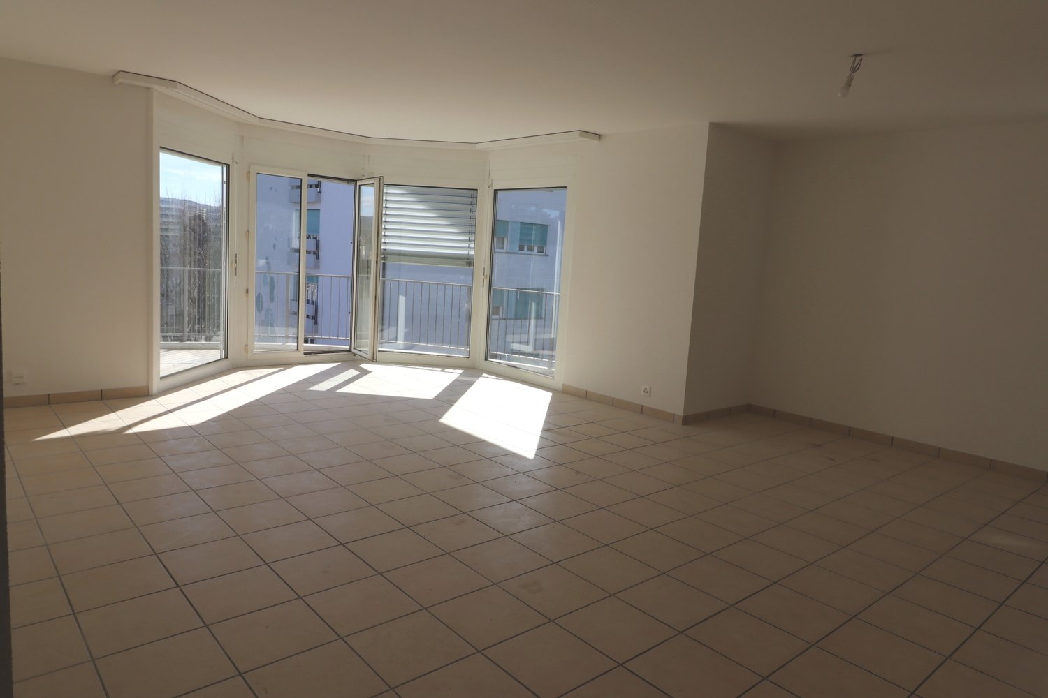 Appartamento di 2 ½ locali, foto 2 di 10