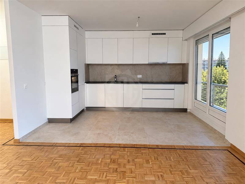 Appartamento di 3 locali, foto 3 di 5