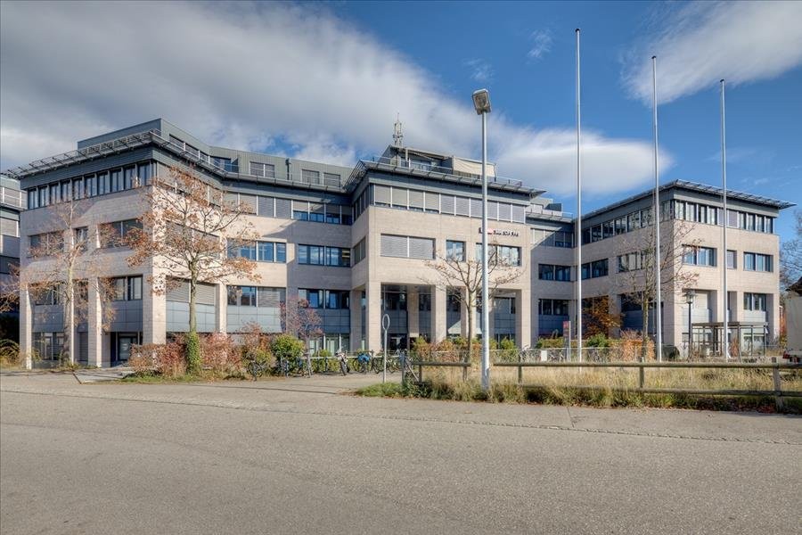 917m² magazzino