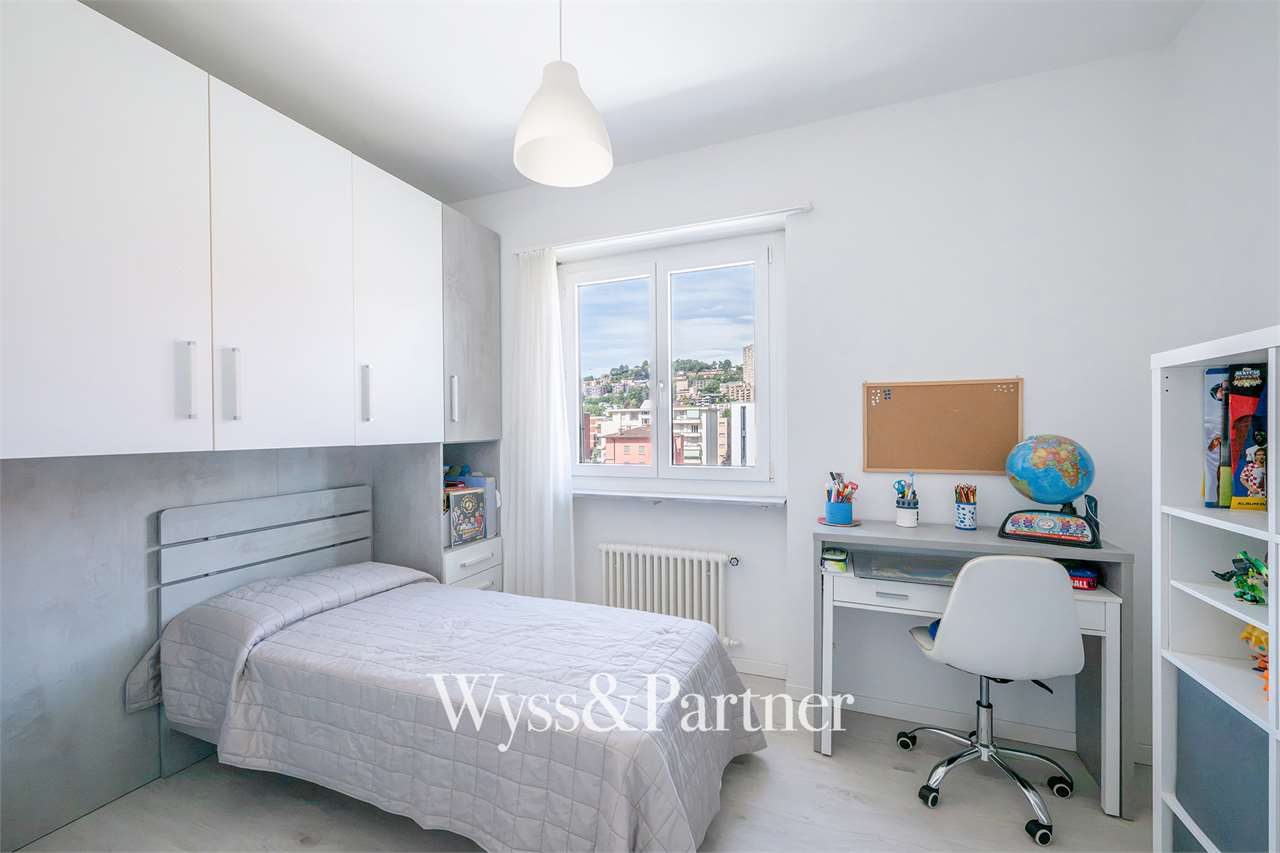 35 rooms apartment, foto 6 di 10