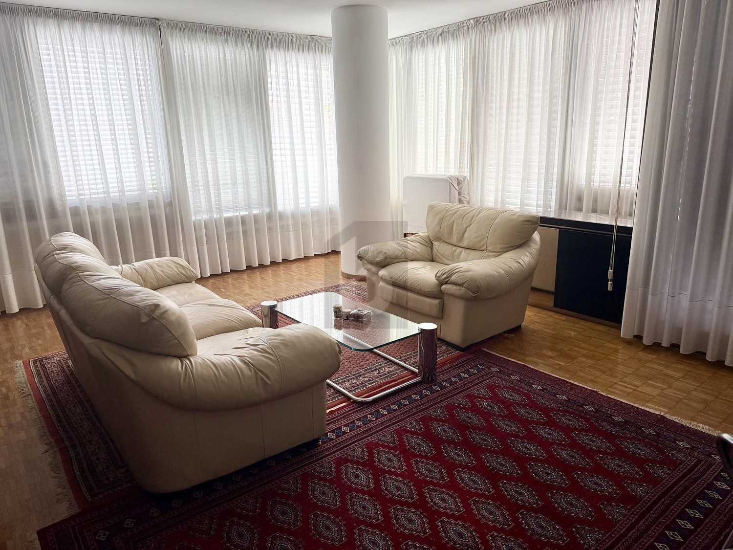 2 ½ rooms furnished flat
