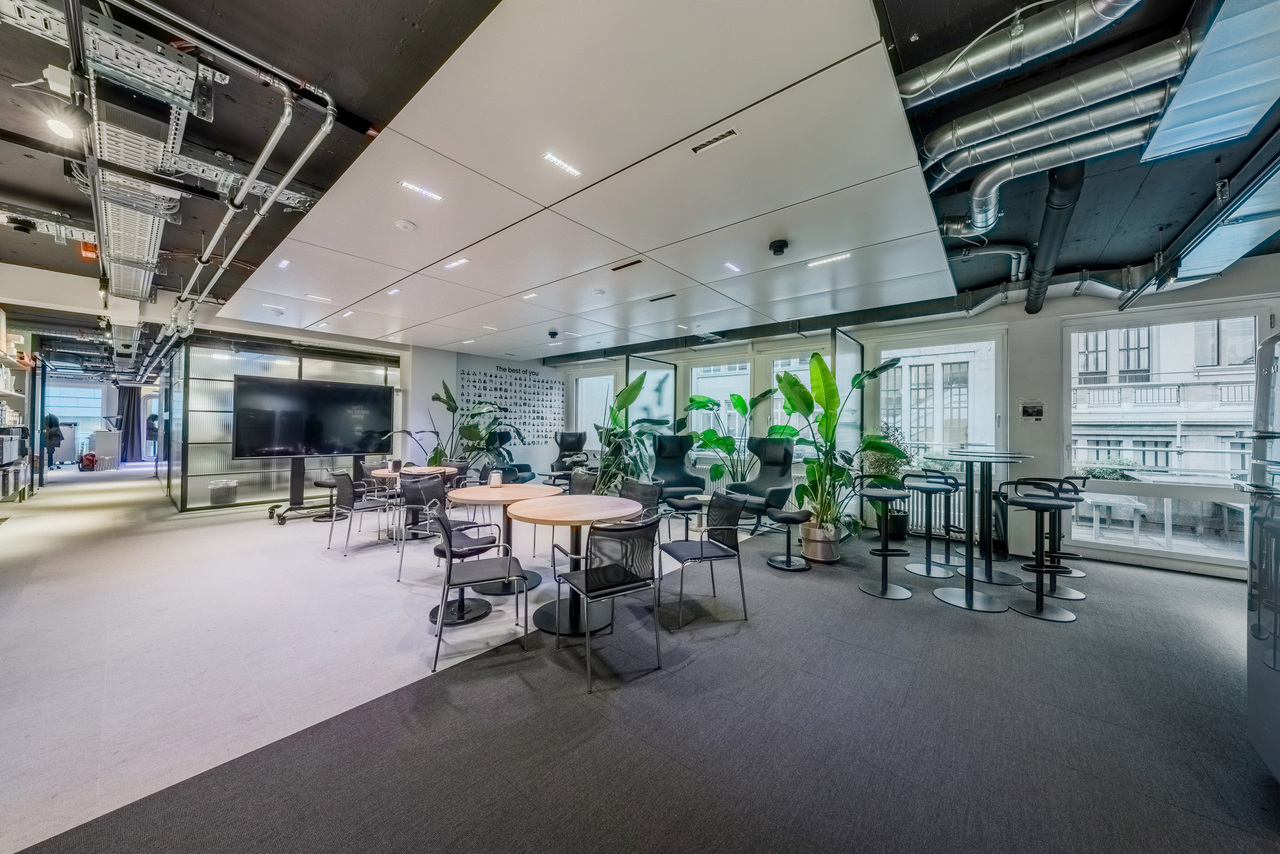 528m² ufficio