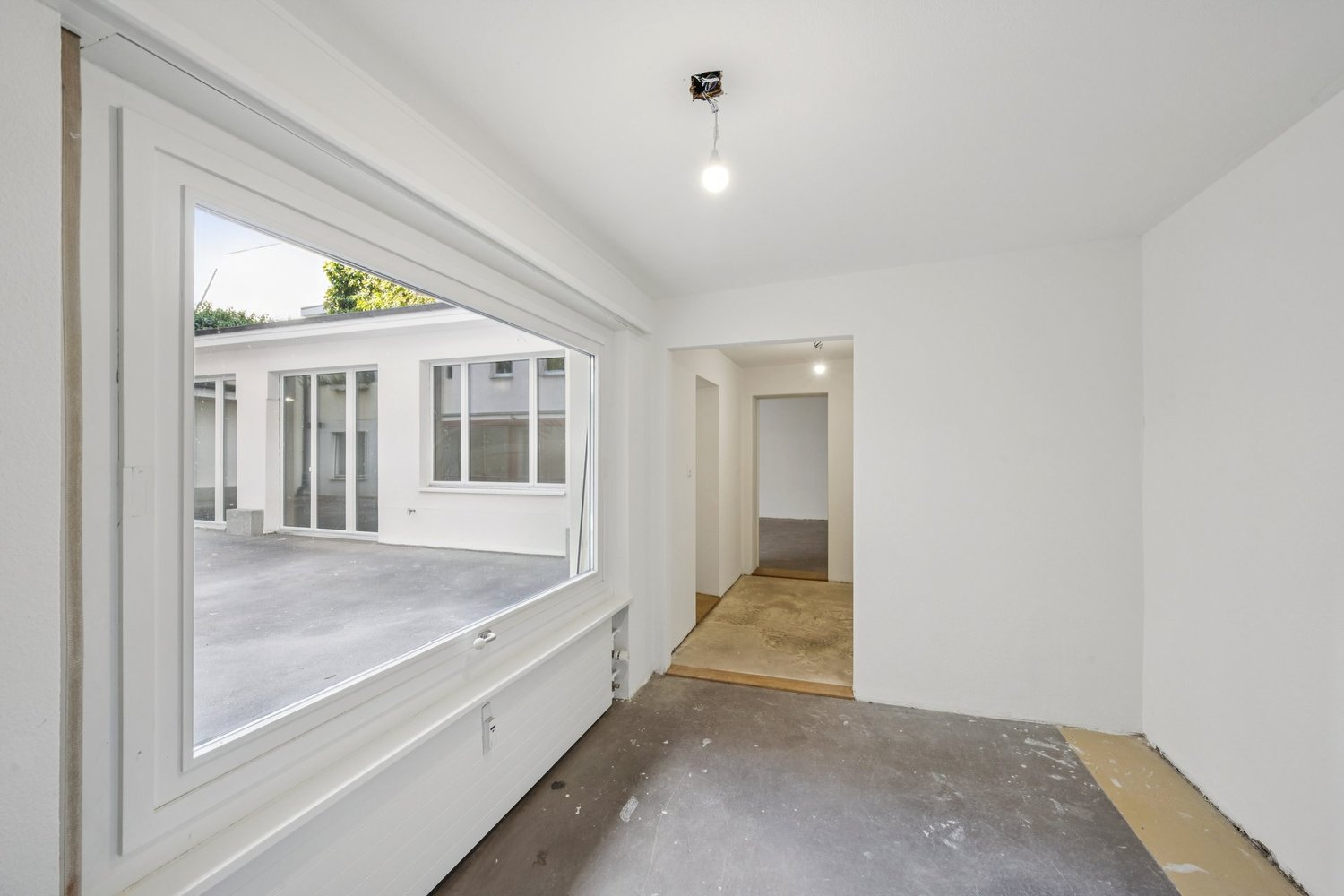 172m² commerciale