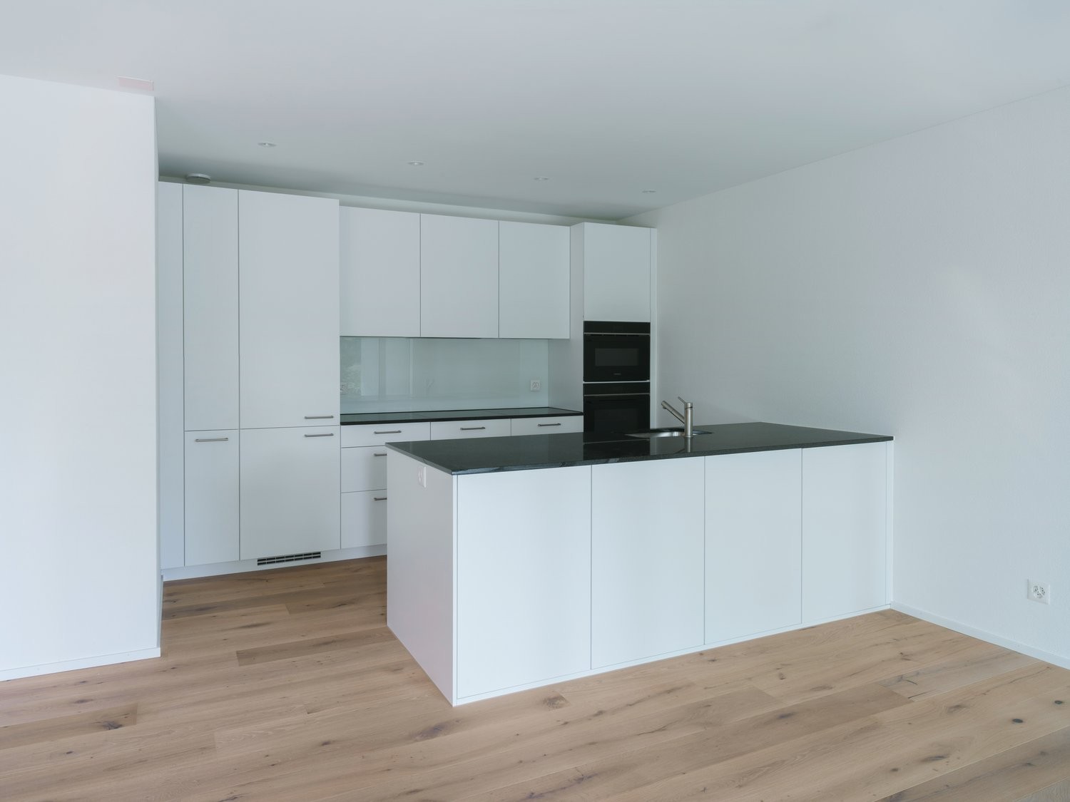Appartamento di 2 ½ locali, foto 1 di 8