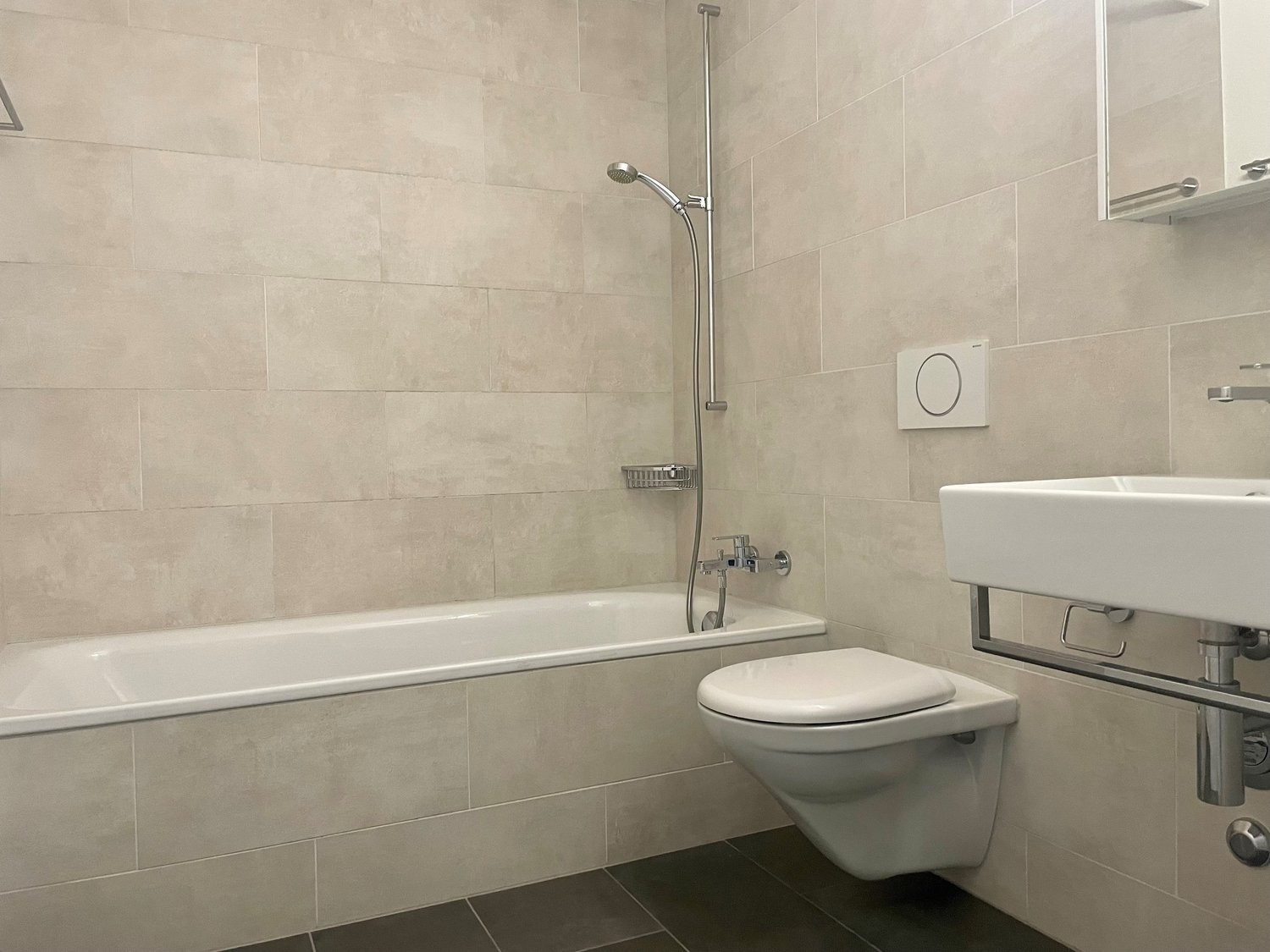 Appartamento mansardato di 3 ½ locali, foto 5 di 6