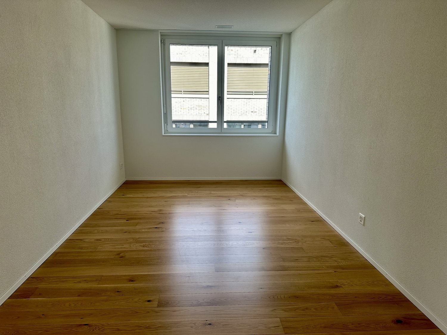 Appartamento mansardato di 3 ½ locali, foto 3 di 6