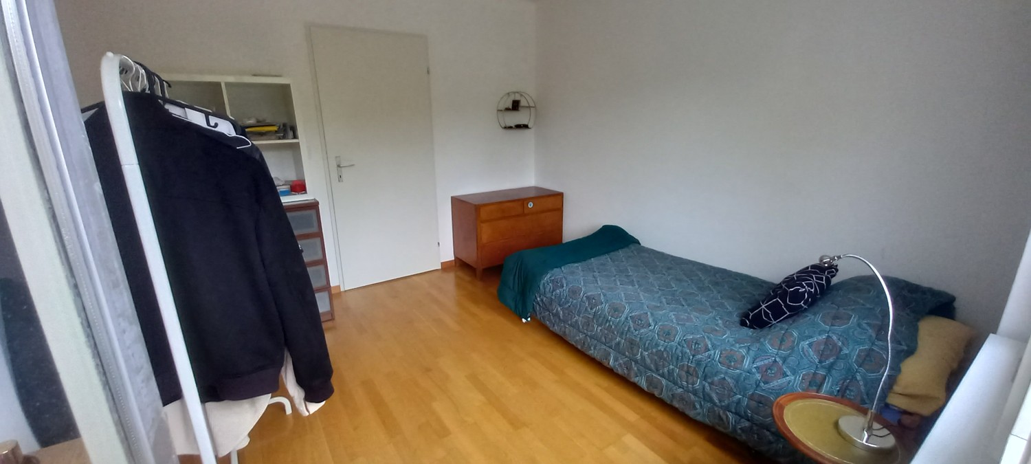 Camera in appartamento condiviso, foto 2 di 8