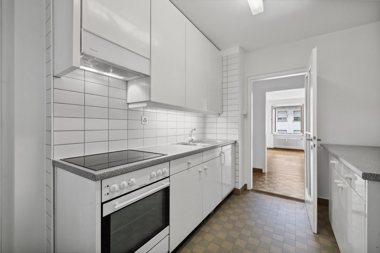 Appartamento di 4 locali, foto 3 di 6
