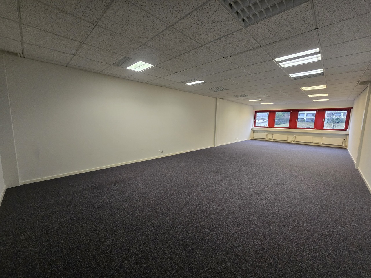 57m² office