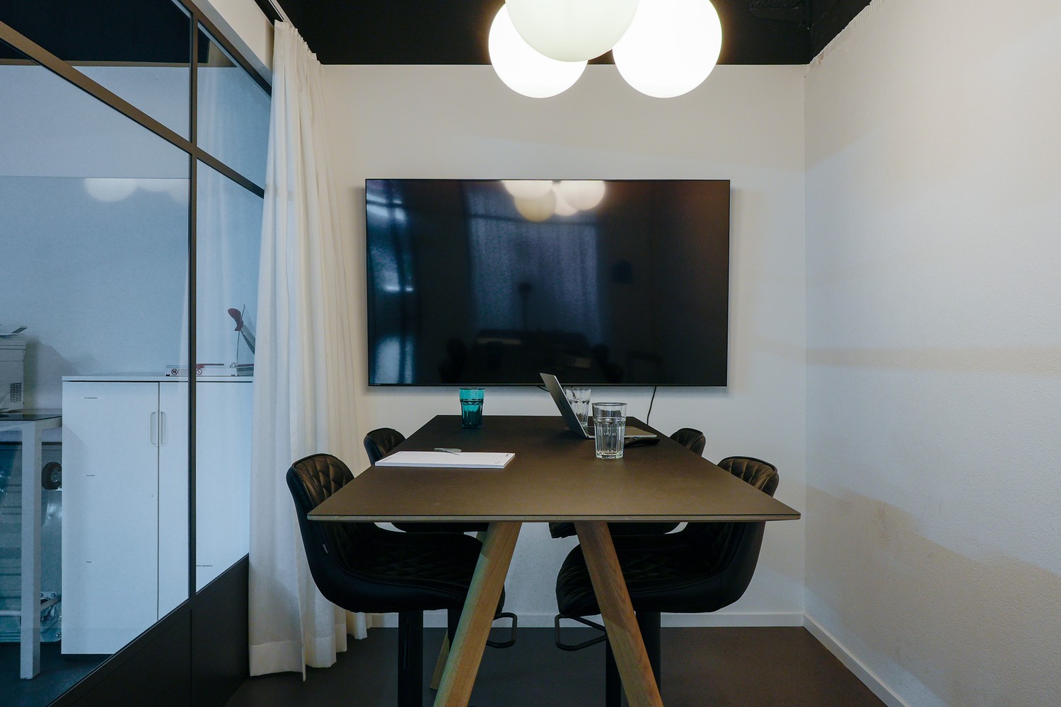 125m² bureau