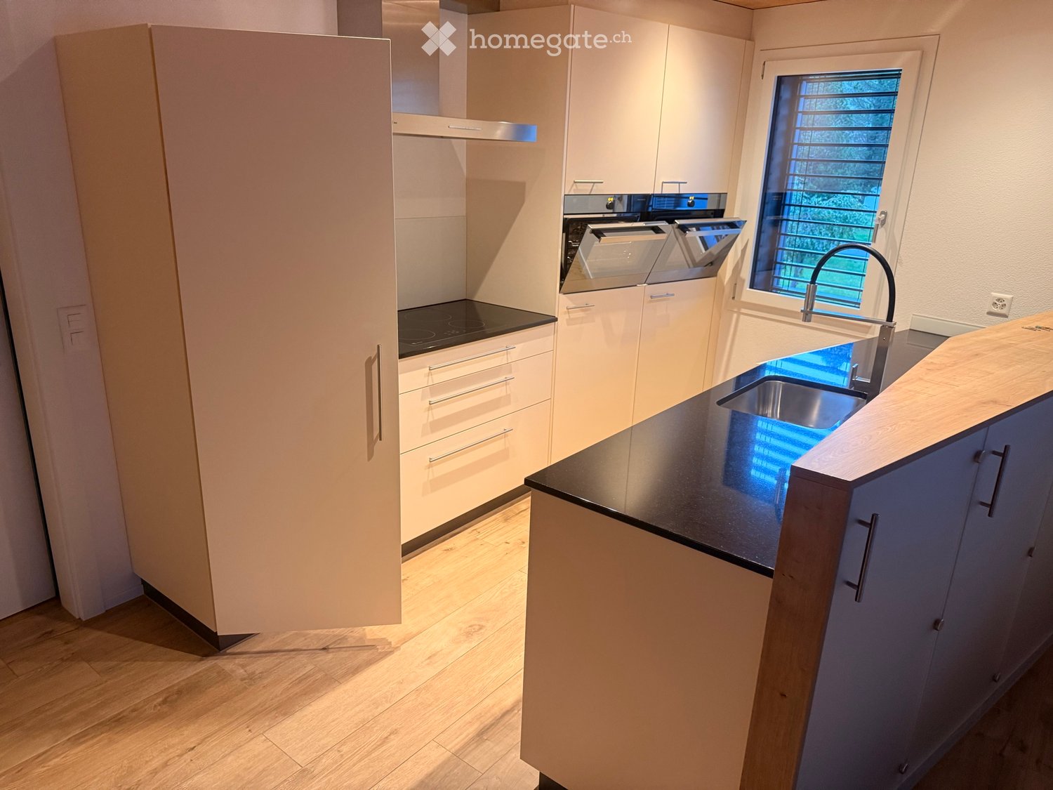 Appartamento di 4 locali, foto 3 di 4