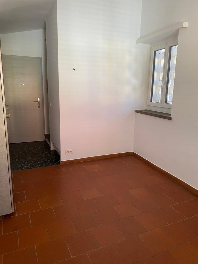 1 room apartment, foto 5 di 6