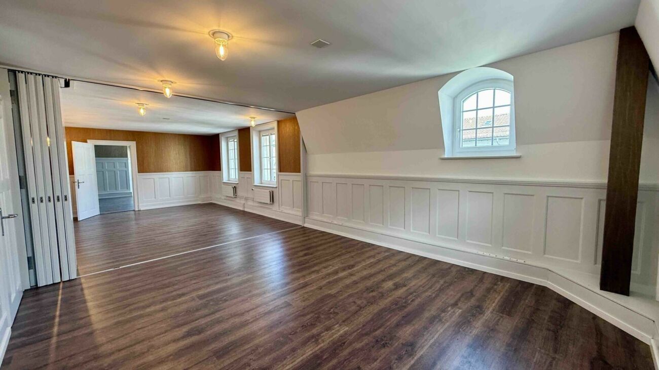 168m² studio