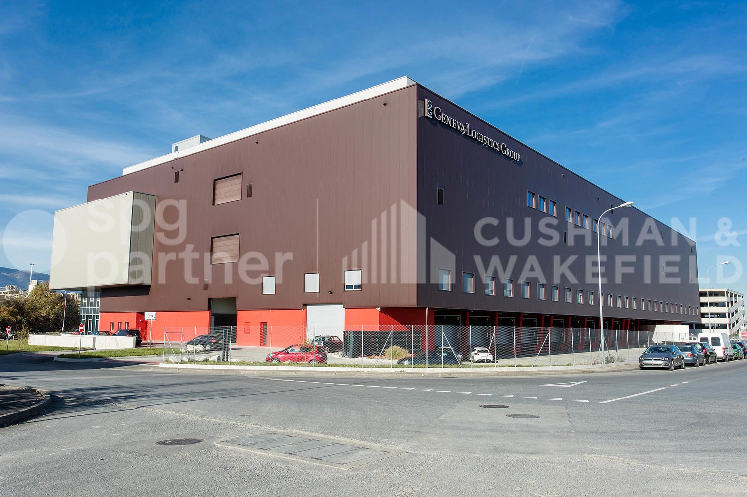 370m² commerciale