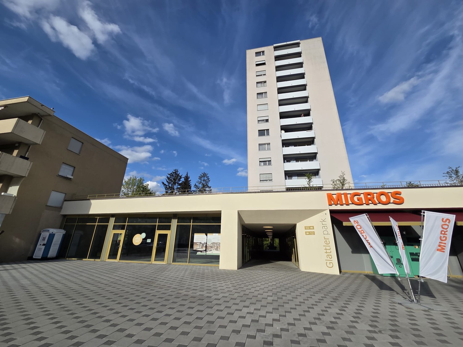 212-212m² abitazione / edificio commerciale