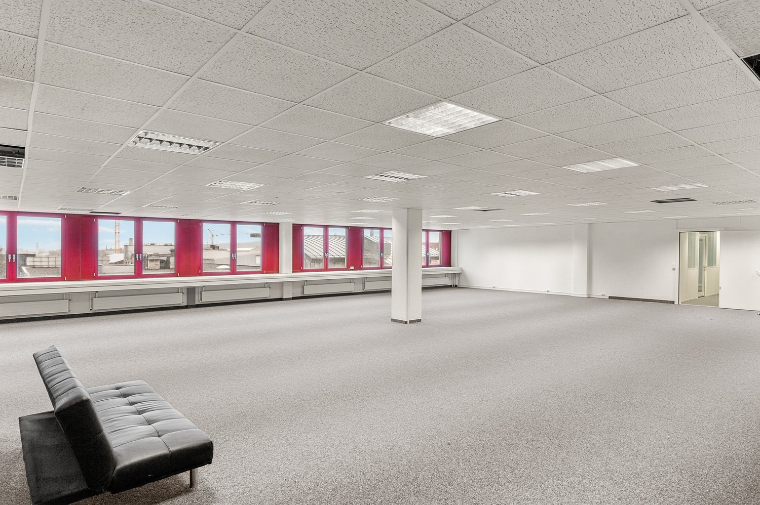 576m² bureau
