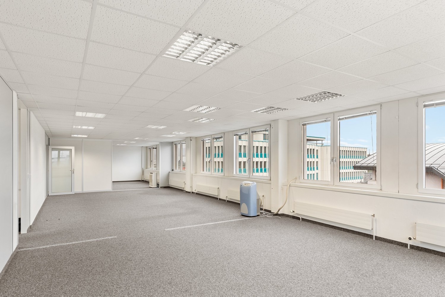 576m² bureau