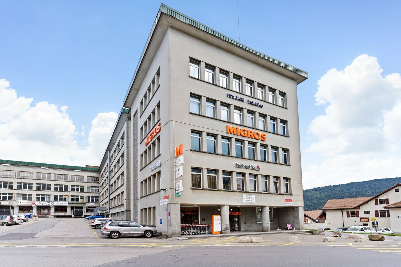 77m² commerciale