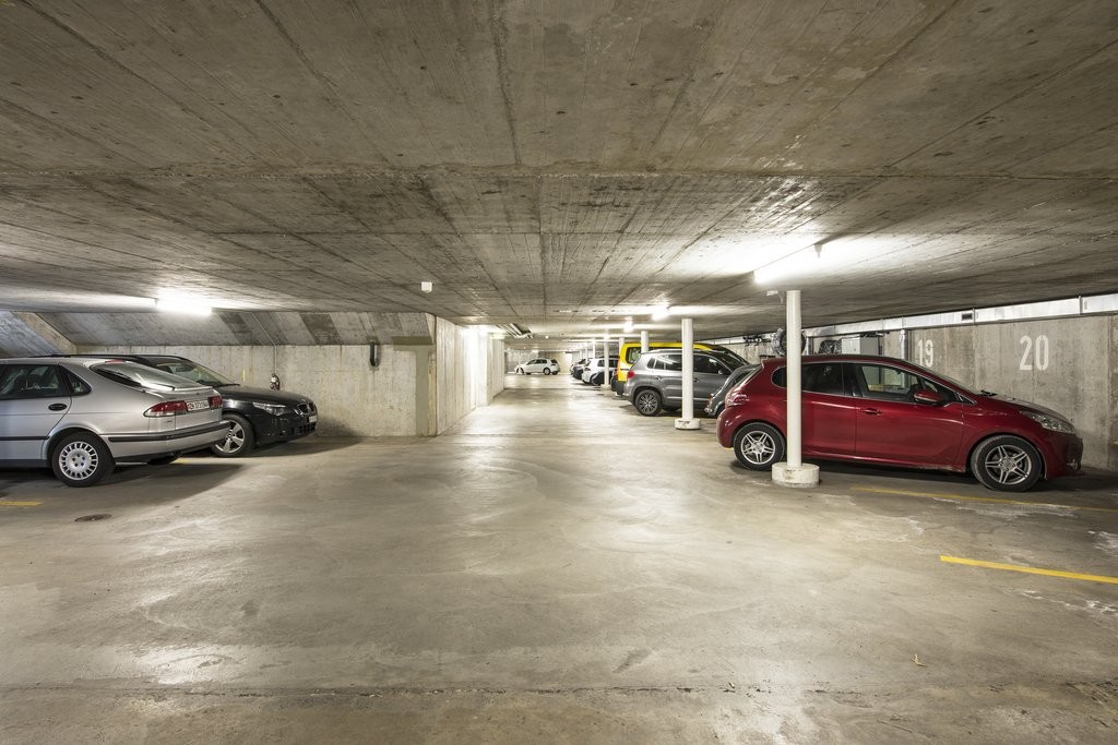 Posto auto interrato di 13m²