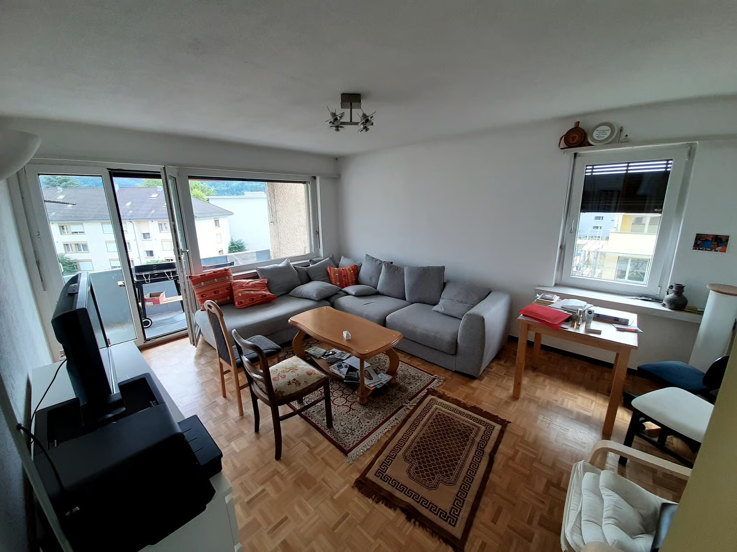 Camera in un appartamento condiviso, foto 3 di 5