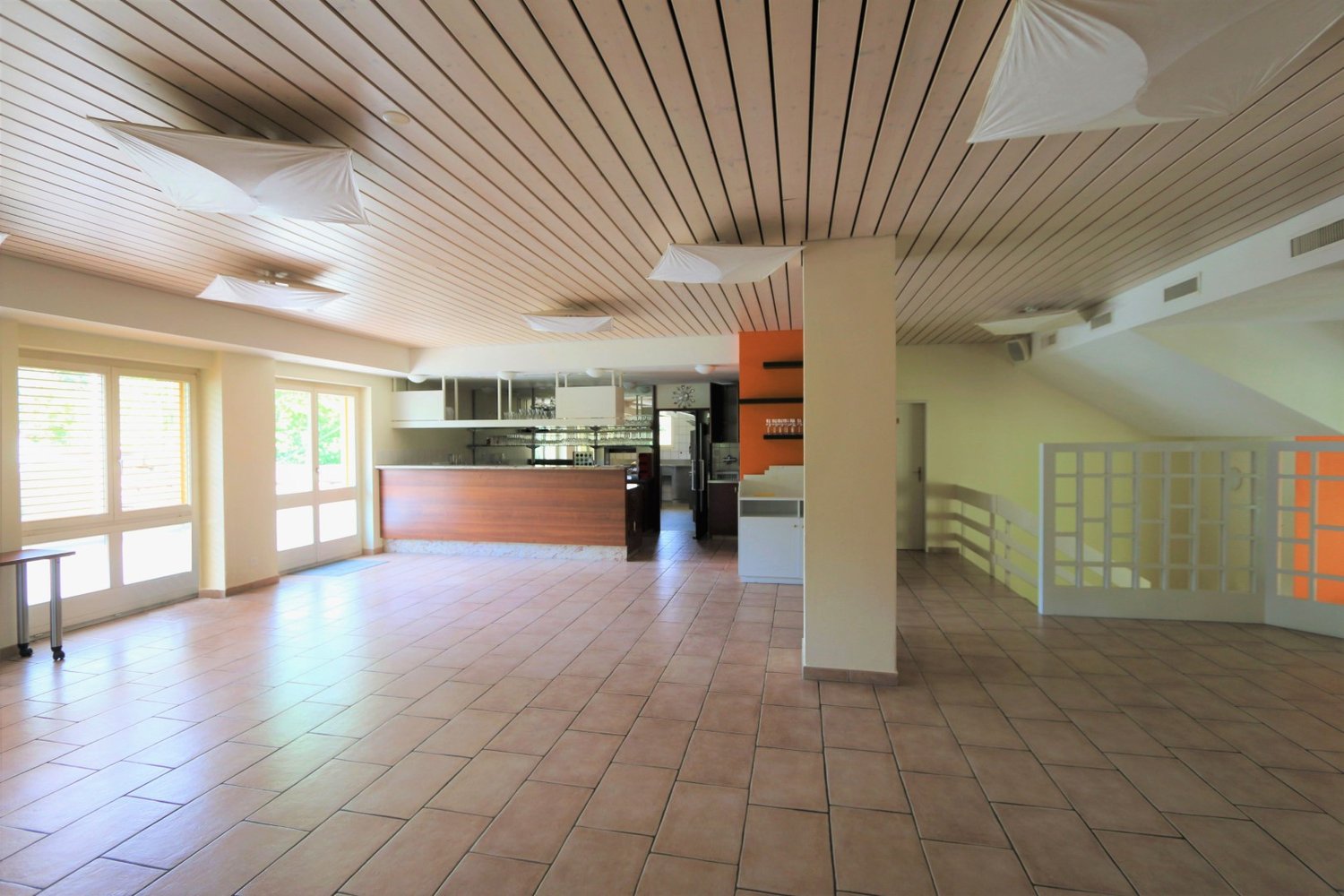 Restaurant de 274 m²