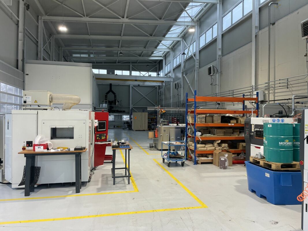 580m² ufficio