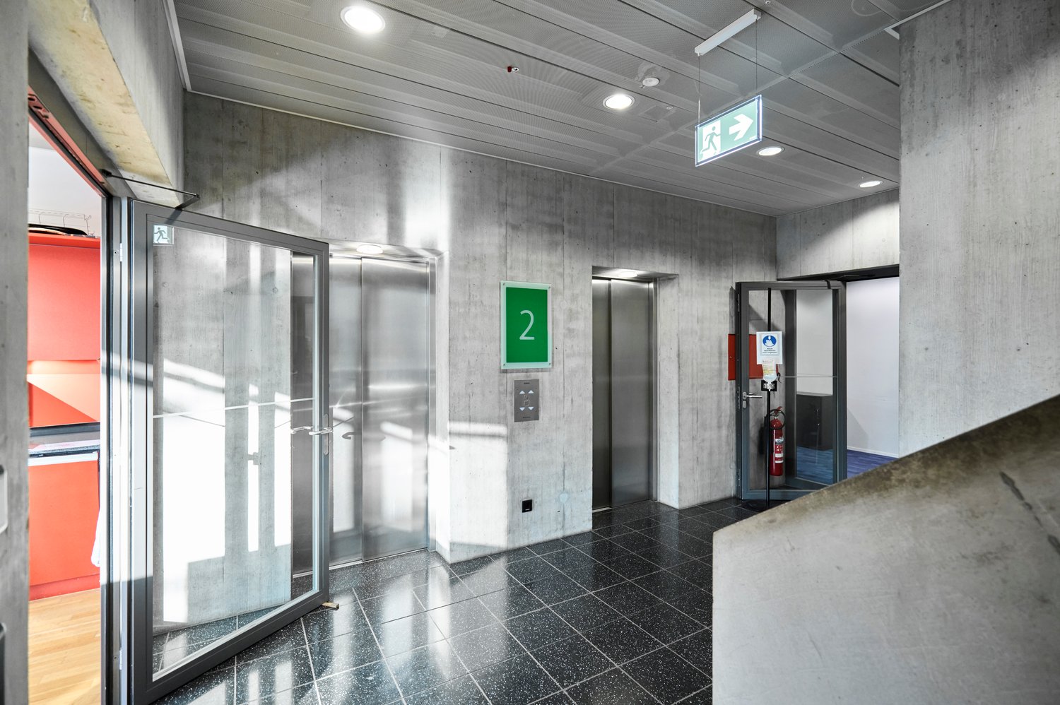 662m² negozio