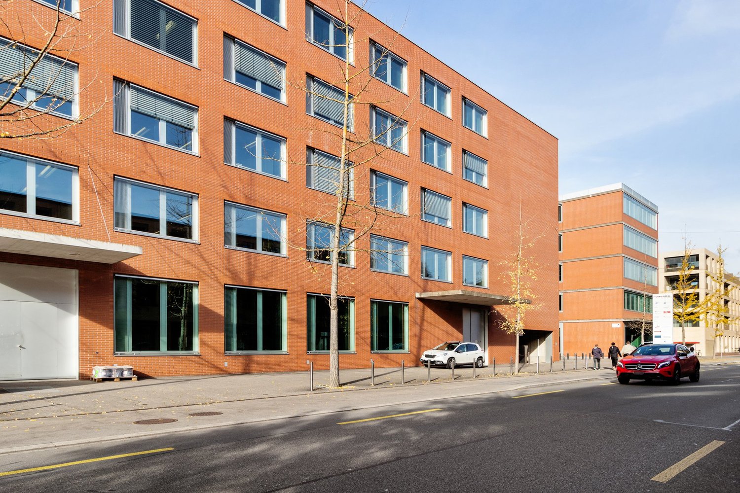 662m² negozio