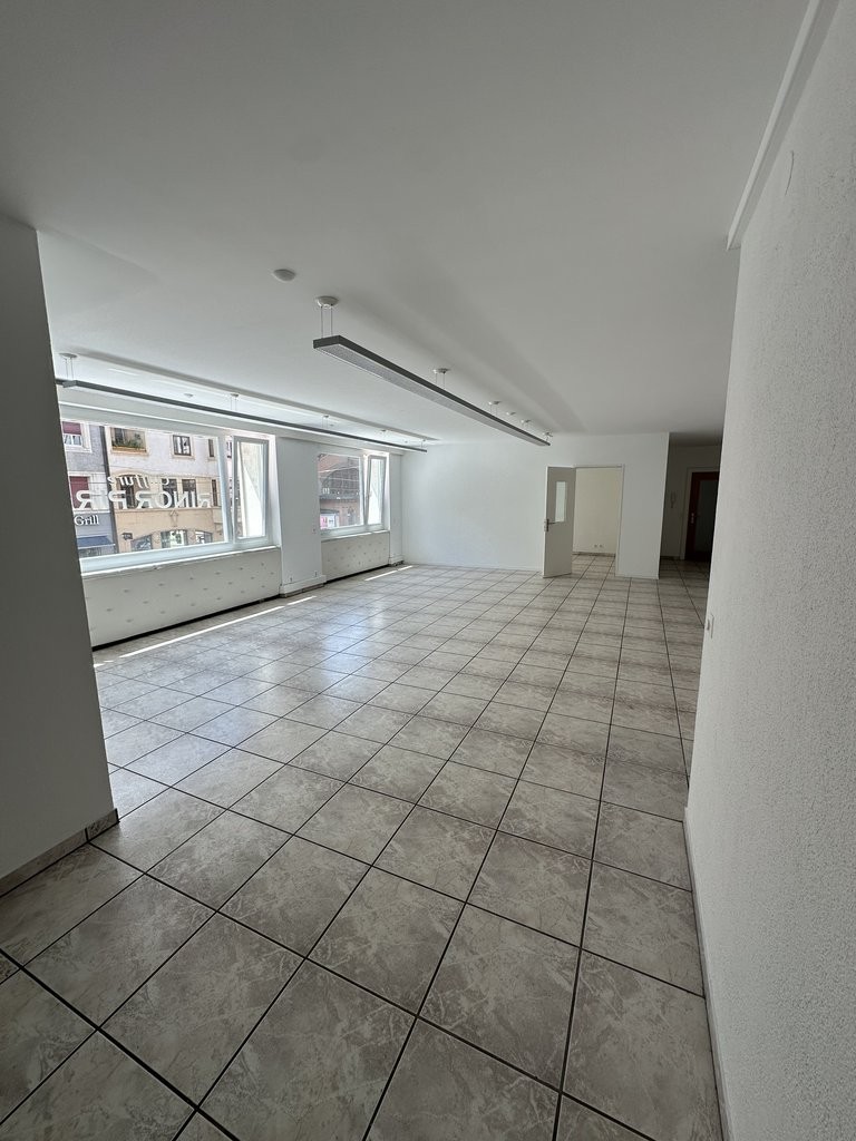 98m² ufficio, foto 3 di 8