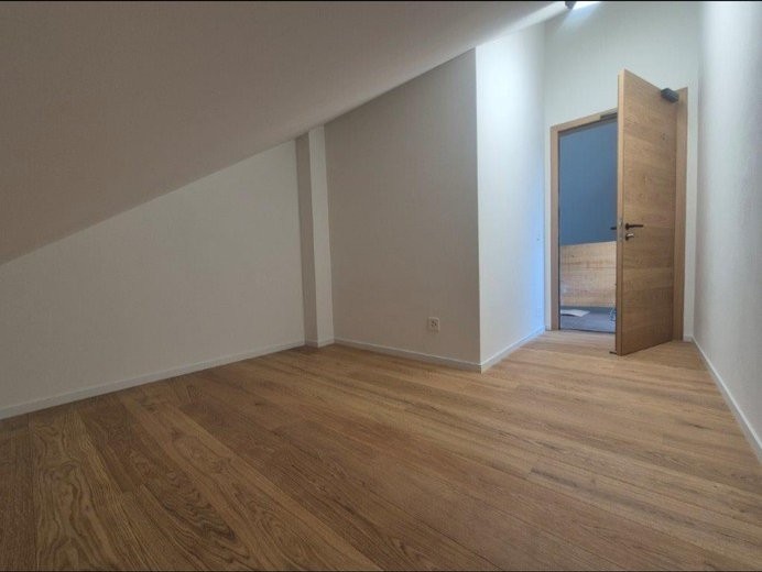 Appartamento di 2 ½ locali, foto 3 di 10