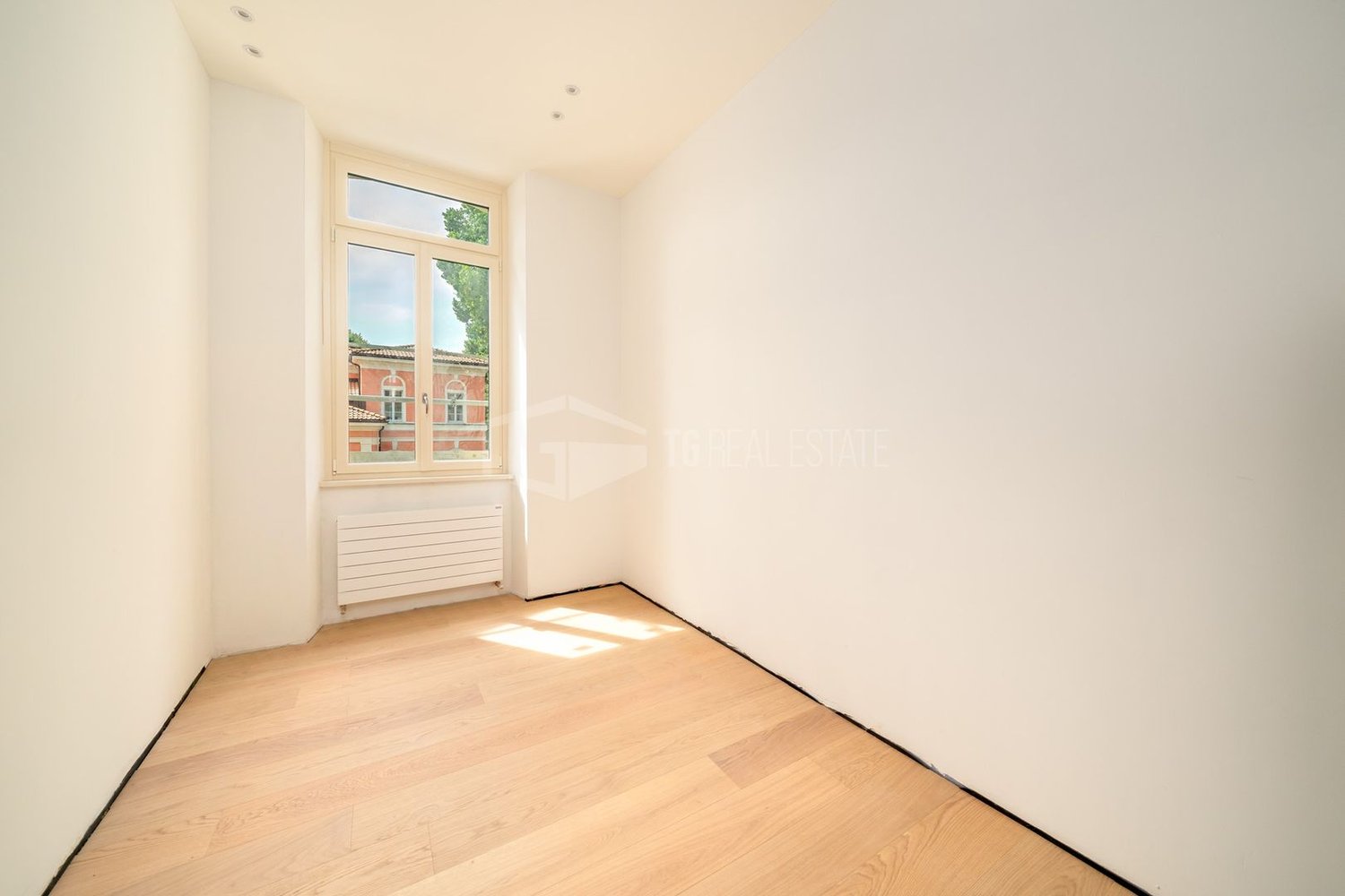 5 rooms apartment, foto 5 di 10