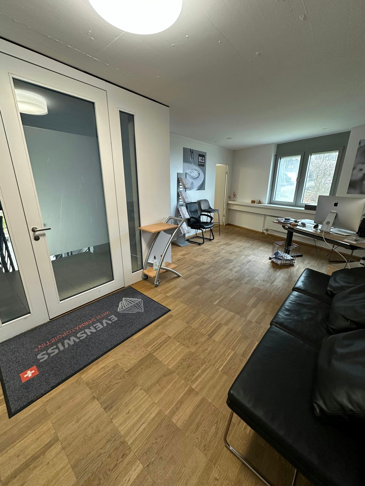 222m² office
