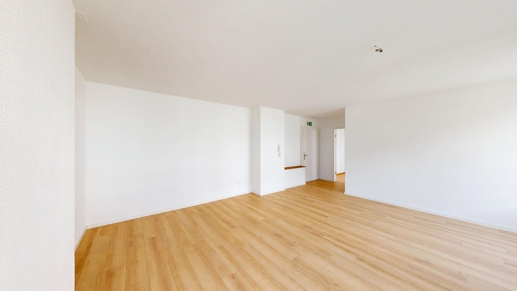 93m² commerciale