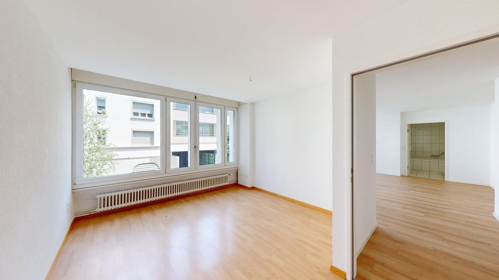93m² commerciale