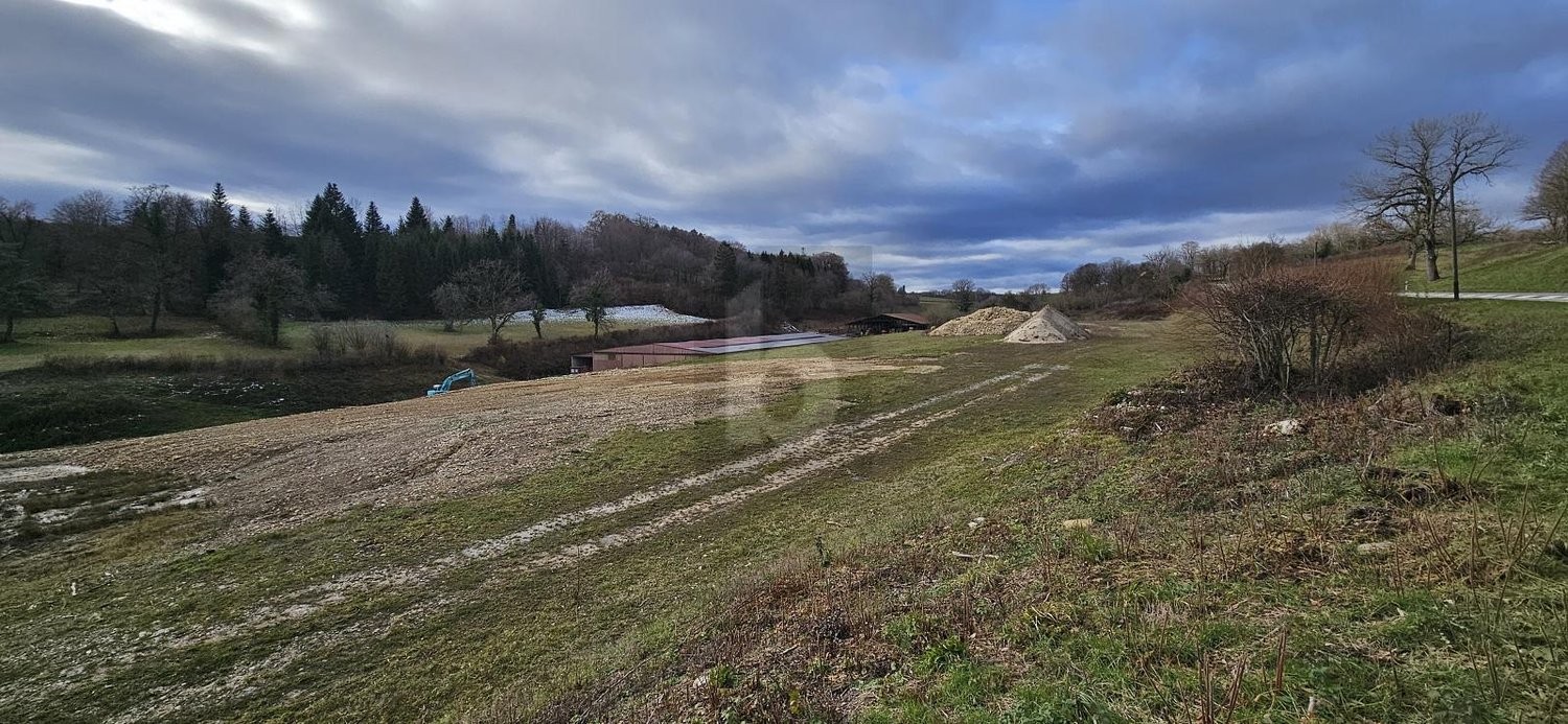 90000m² terreno commerciale