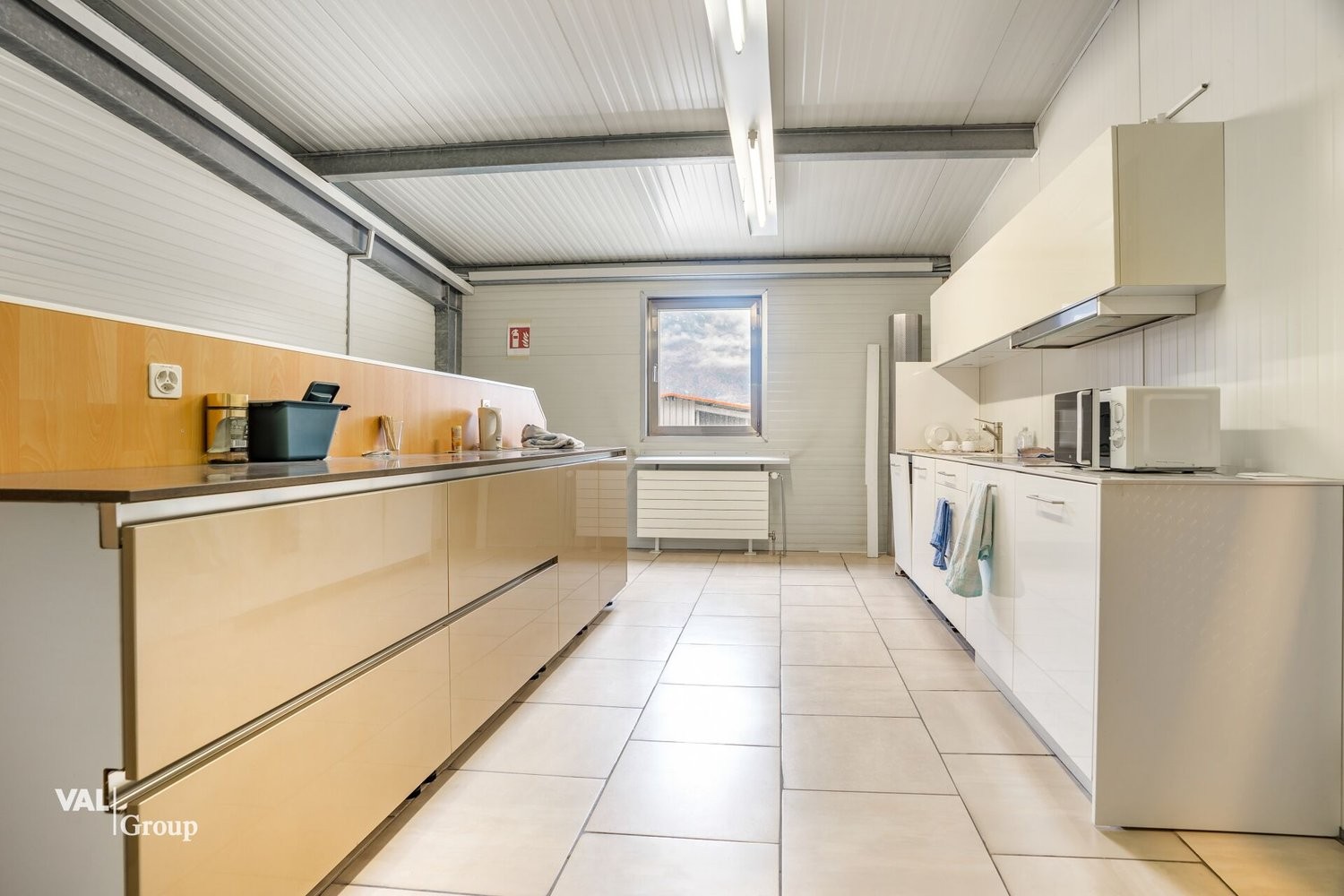 830m² oggetto industriale