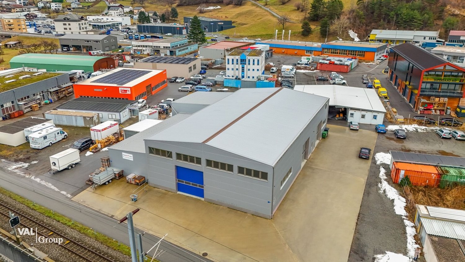 830m² oggetto industriale