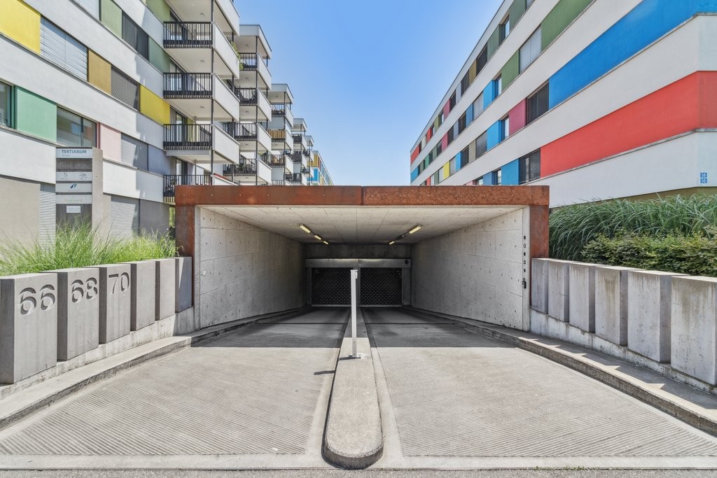 Posto auto coperto per biciclette